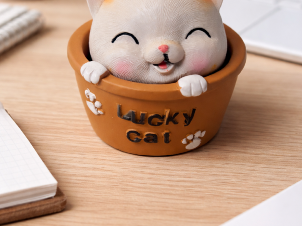 Brown Lucky cat