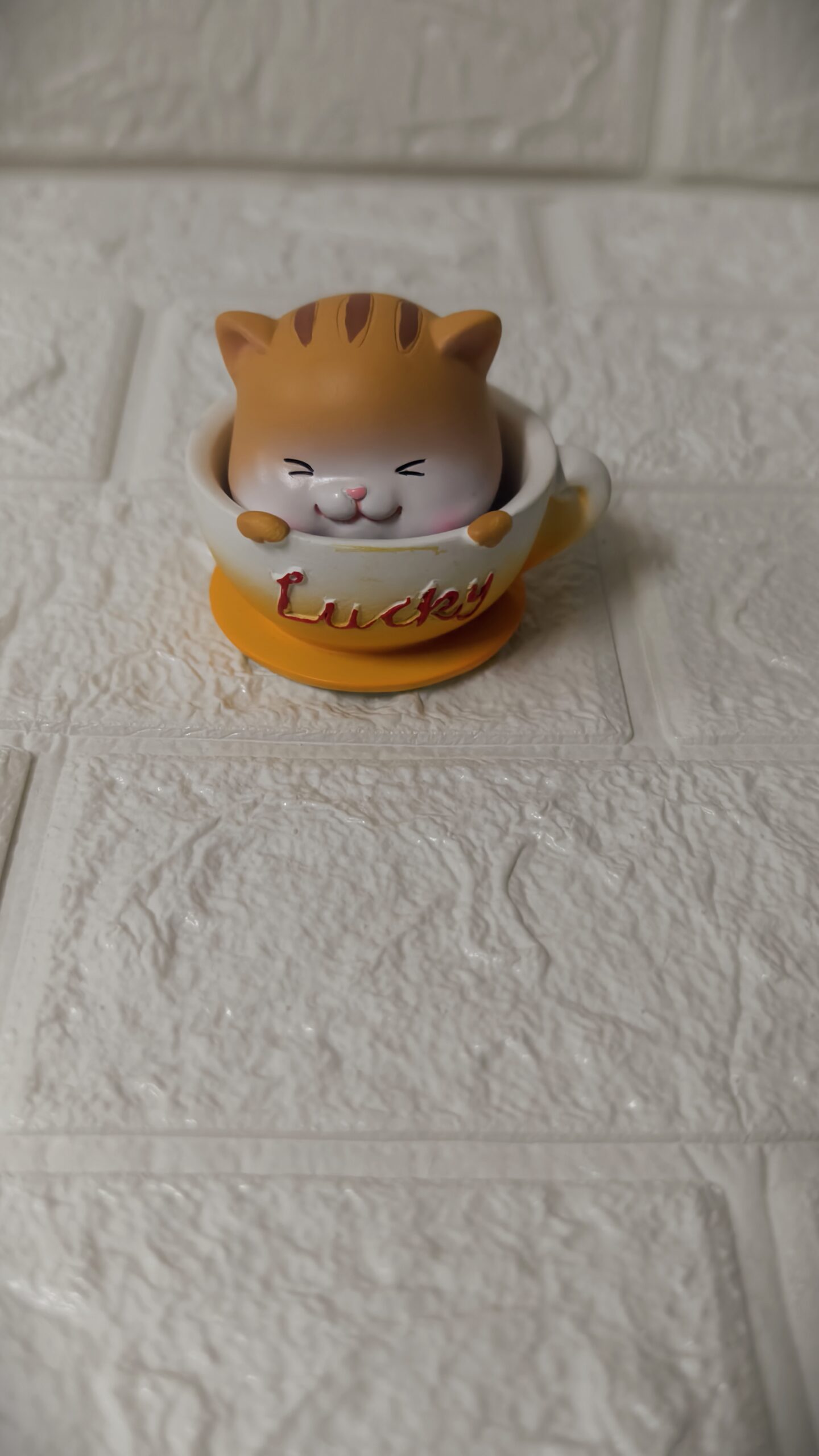 Cute Lucky Cup Cat– Adorable Desk Decor Showpiece & Head Shaking Spring toy - Image 3